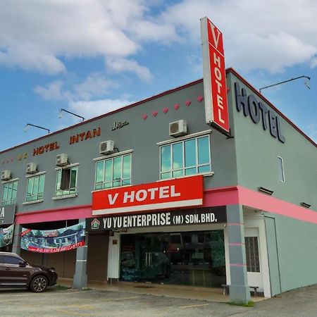 V Hotel Teluk Intan Exterior foto